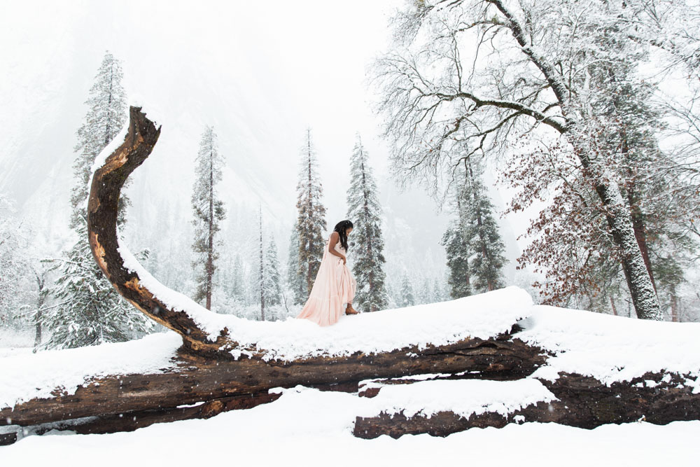 Yosemite Snow Senior Photography | Jana Contreras Photography