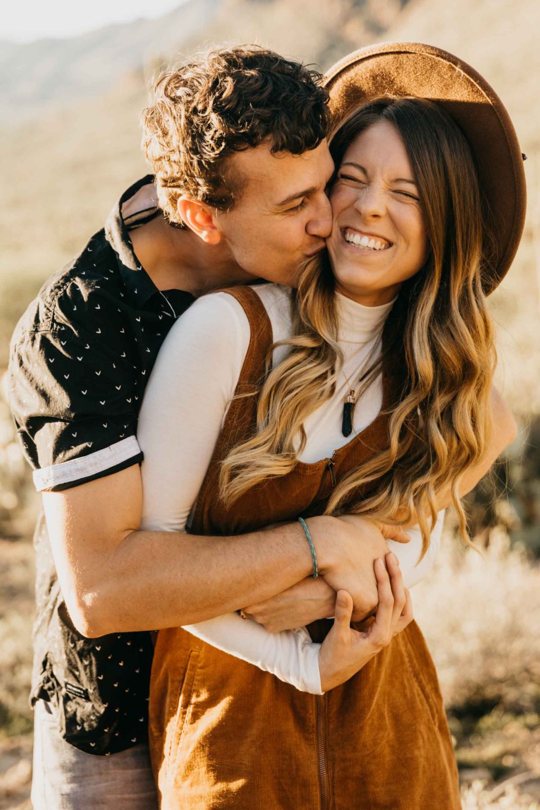 Best outfits to wear for your engagement session- Photography